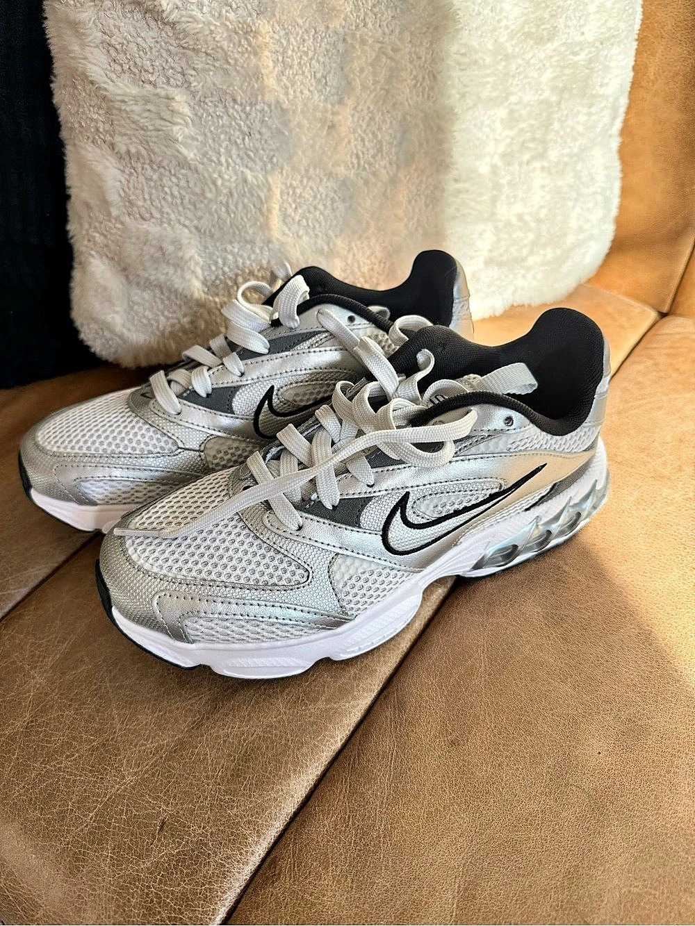 Nike zoom Air Fire - NWOT - size 7